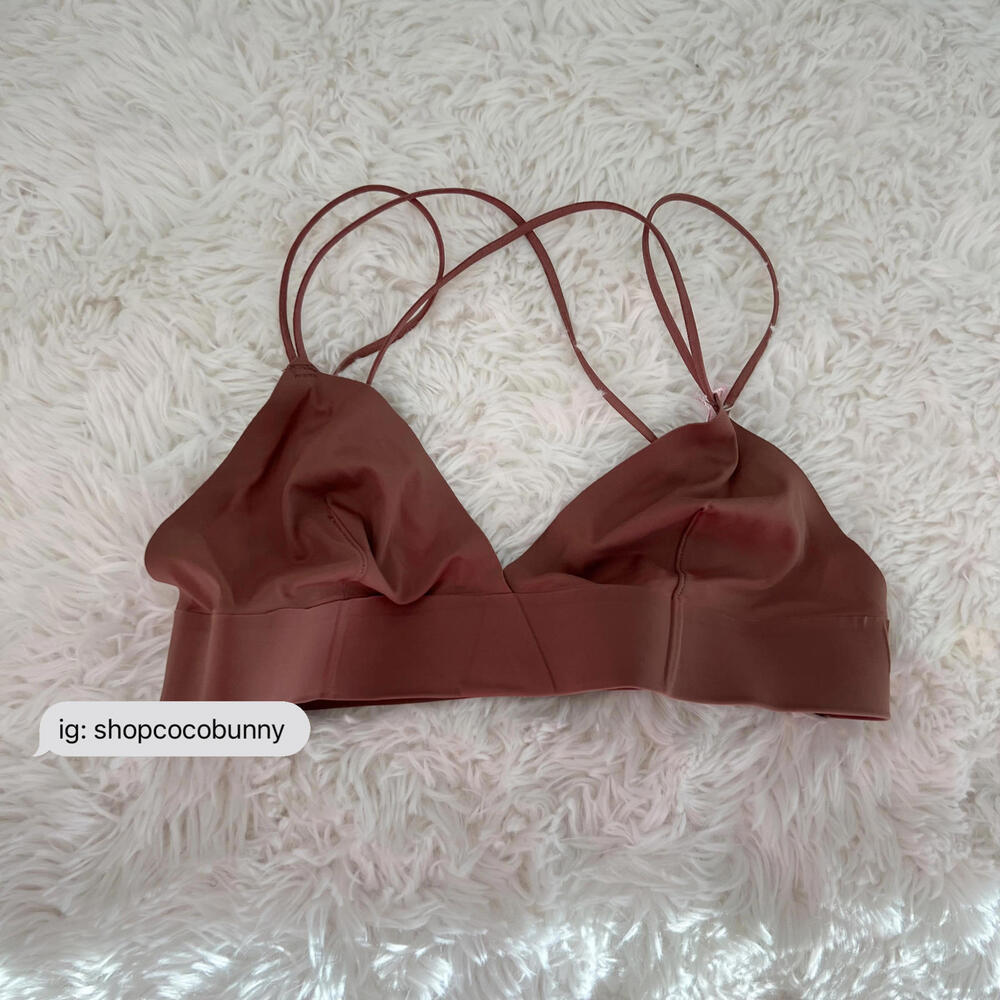 urban outfitters basics triangle bralette in mocha